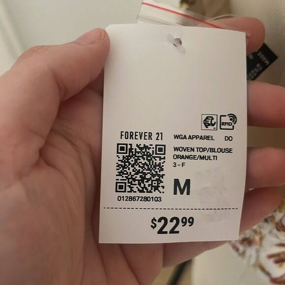 Forever 21 Floral Print Cutout Crop Top‎ - Picture 7 of 8